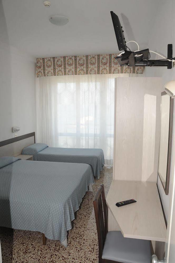 Europa Hotel 3*
